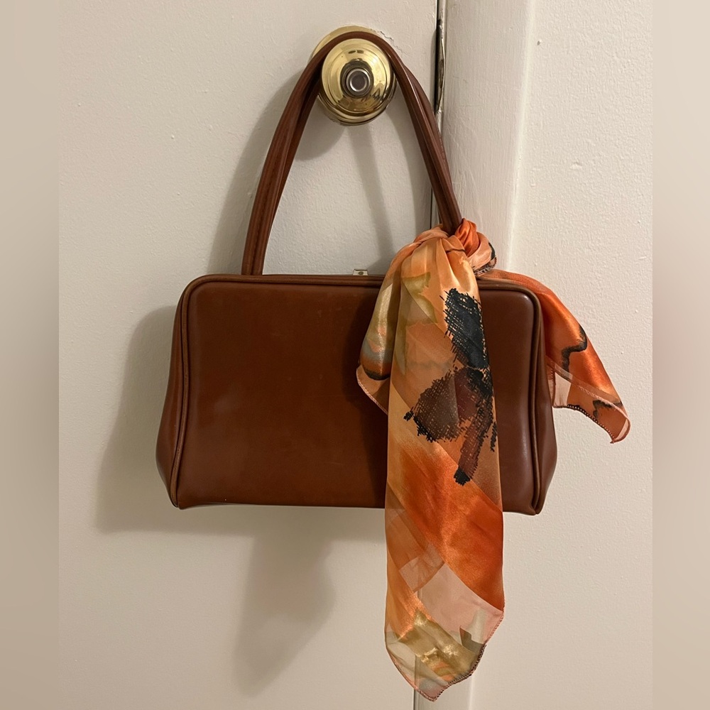 Elegant Vintage Brown Handbag with Scarf